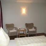 Bed & Breakfast Haus Christl 3*